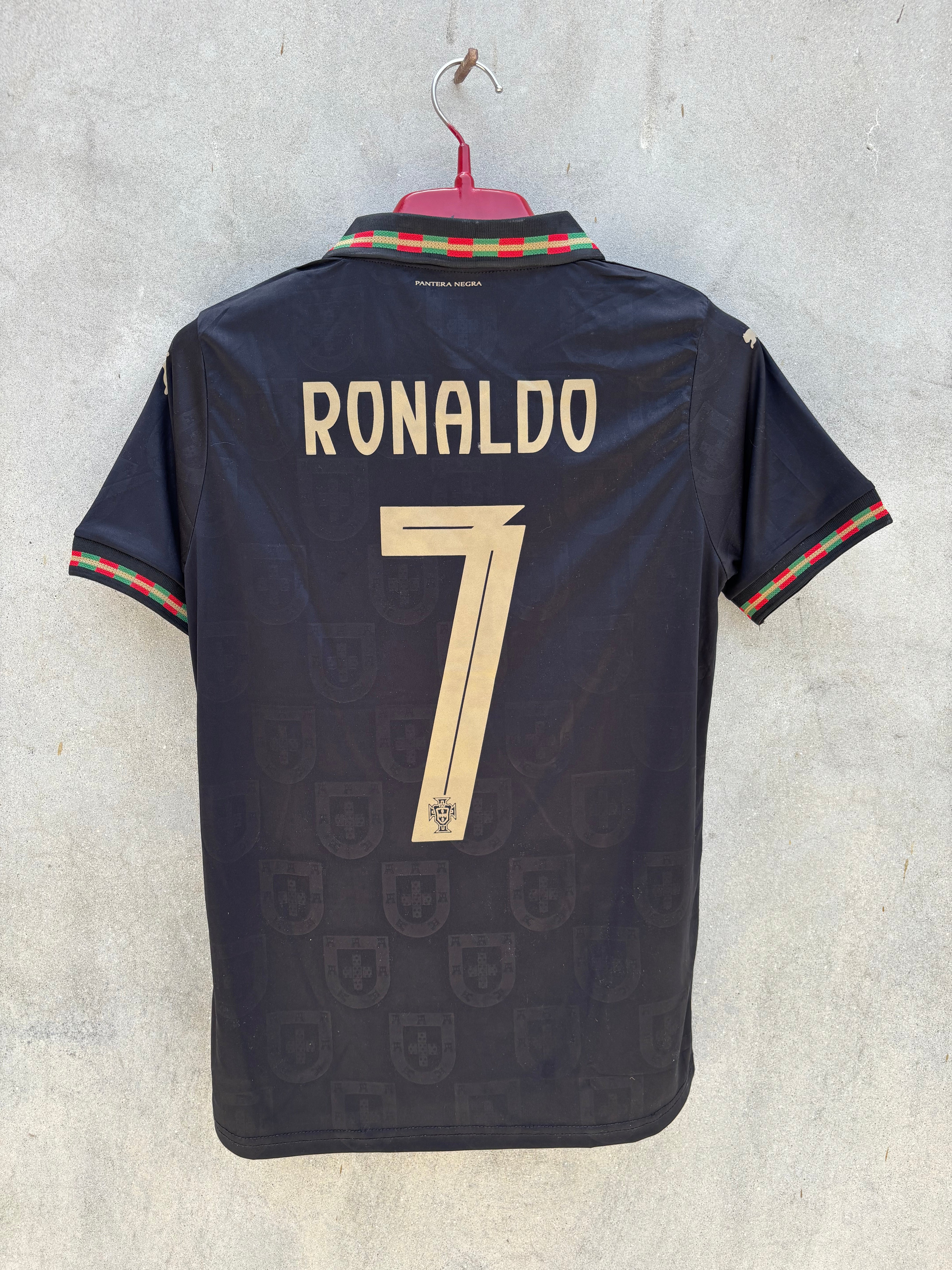 Portugal RONALDO 7 ユニフォーム ブラック RONALDO 7 PORTUGAL BLACK HALF SLEEVE JERSEY (PLAYER VERSION LOGO