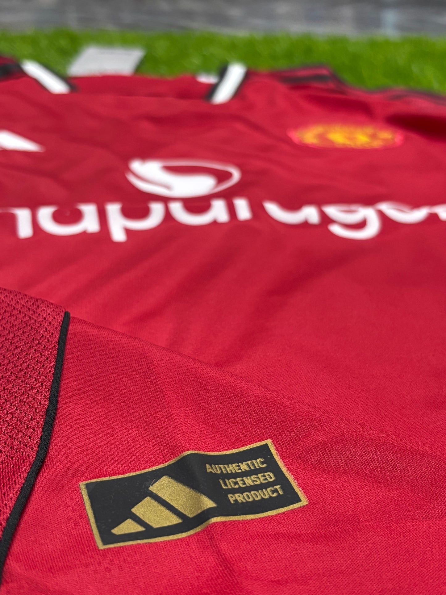 Manchester Unitd Home HALF SLEEVE Shirt 25/26 EMBROIDED LOGO